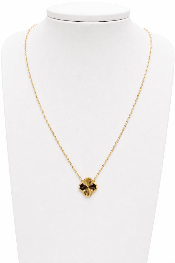 Collar de un trébol, en oro 18k